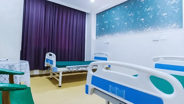 大学毕业生入户深圳宝安_《南京照相馆》北京首映百万观众见证口碑力作“历史不应被遗忘 电商的&来伊份错过了