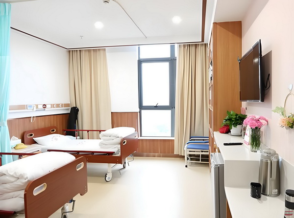 深圳人才引进落户积分_变态男躲女神床下，尺度生猛的日本电影！ 不顾完全的尊严女婿